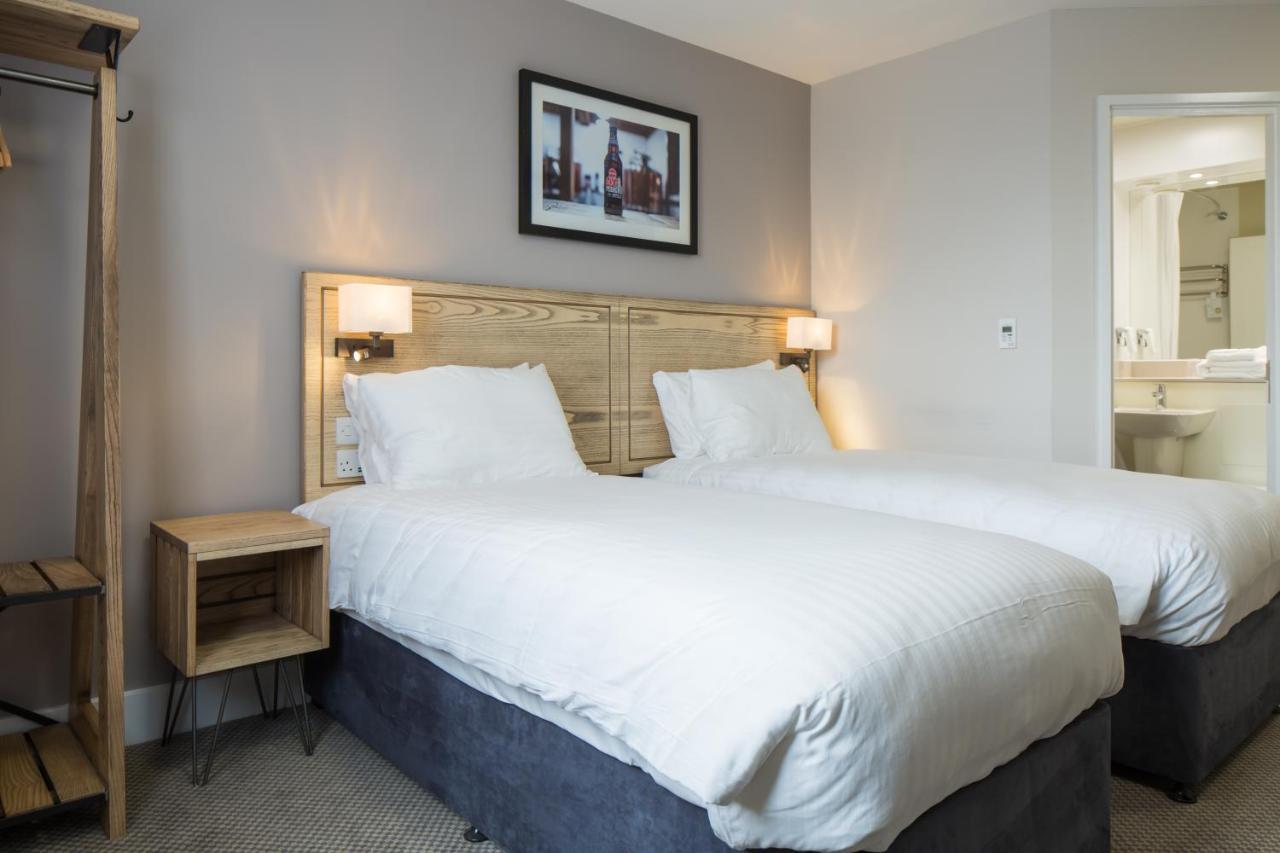 The Raven'S Cliff Lodge By Marston'S Inns Motherwell Luaran gambar